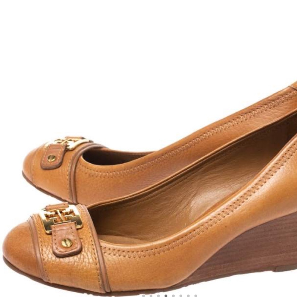 Tory Burch Brown Leather 'Ambrose' Wedge Pumps - Picture 2 of 16